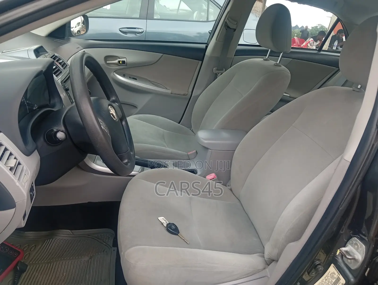 Toyota Corolla 2013 Gray