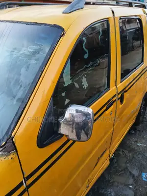 Volkswagen Crafter 2006 Yellow
