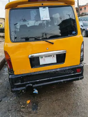 Volkswagen Crafter 2006 Yellow