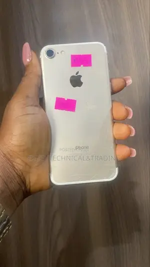Apple iPhone 7 128 GB Gold