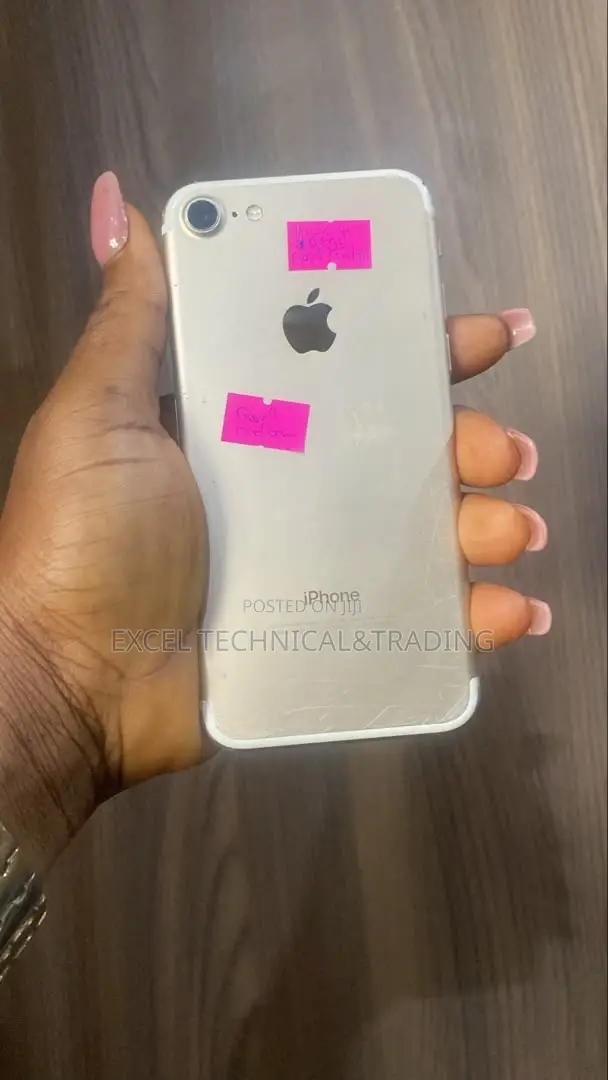 Apple iPhone 7 128 GB Gold