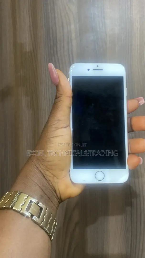 Apple iPhone 7 128 GB Gold