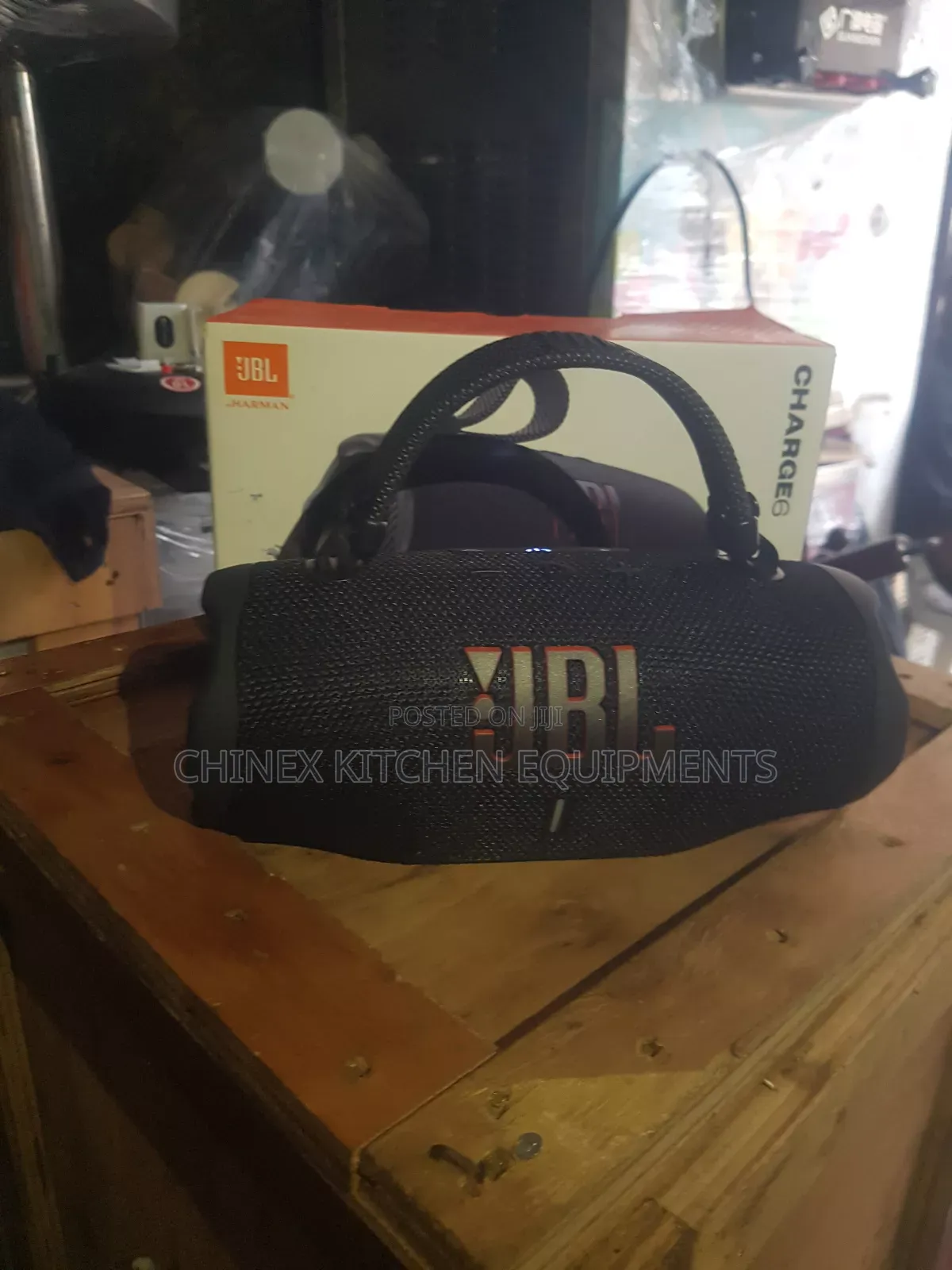 JBL Charge6