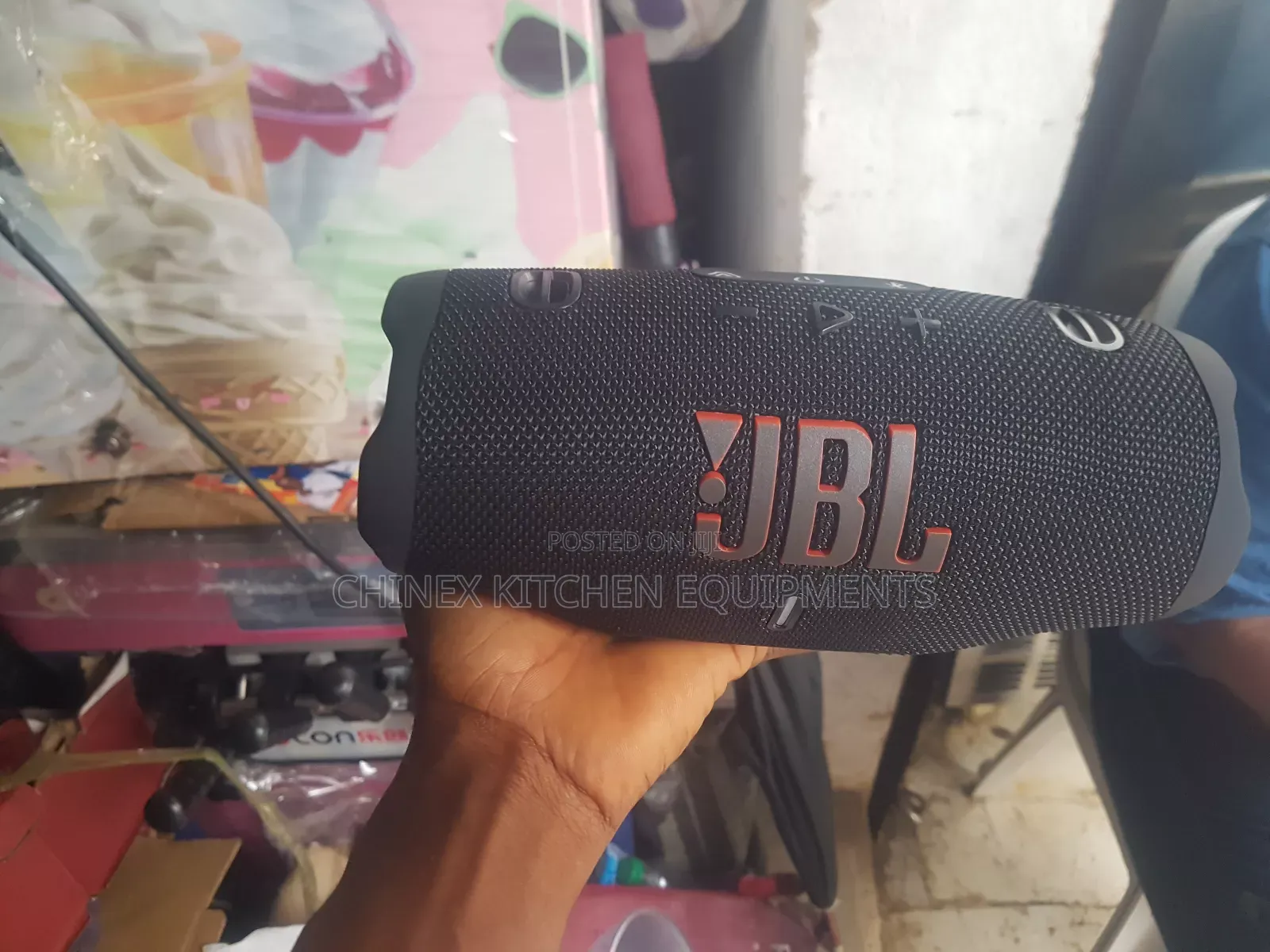 JBL Charge6