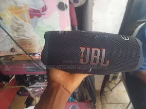 JBL Charge6