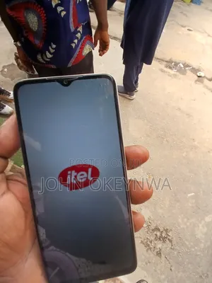 Itel A90 64 GB Silver