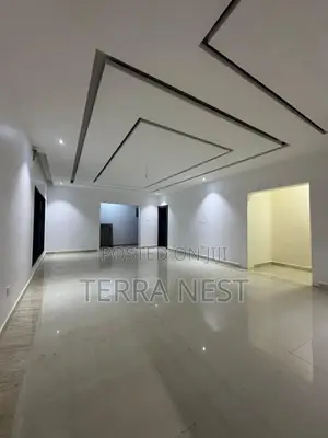4bdrm Block of Flats in Not An Estate, Life Camp for sale