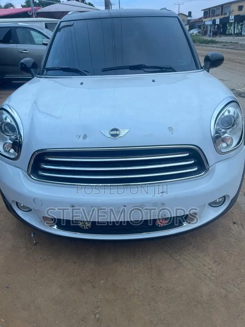 Mini Cooper 2013 White