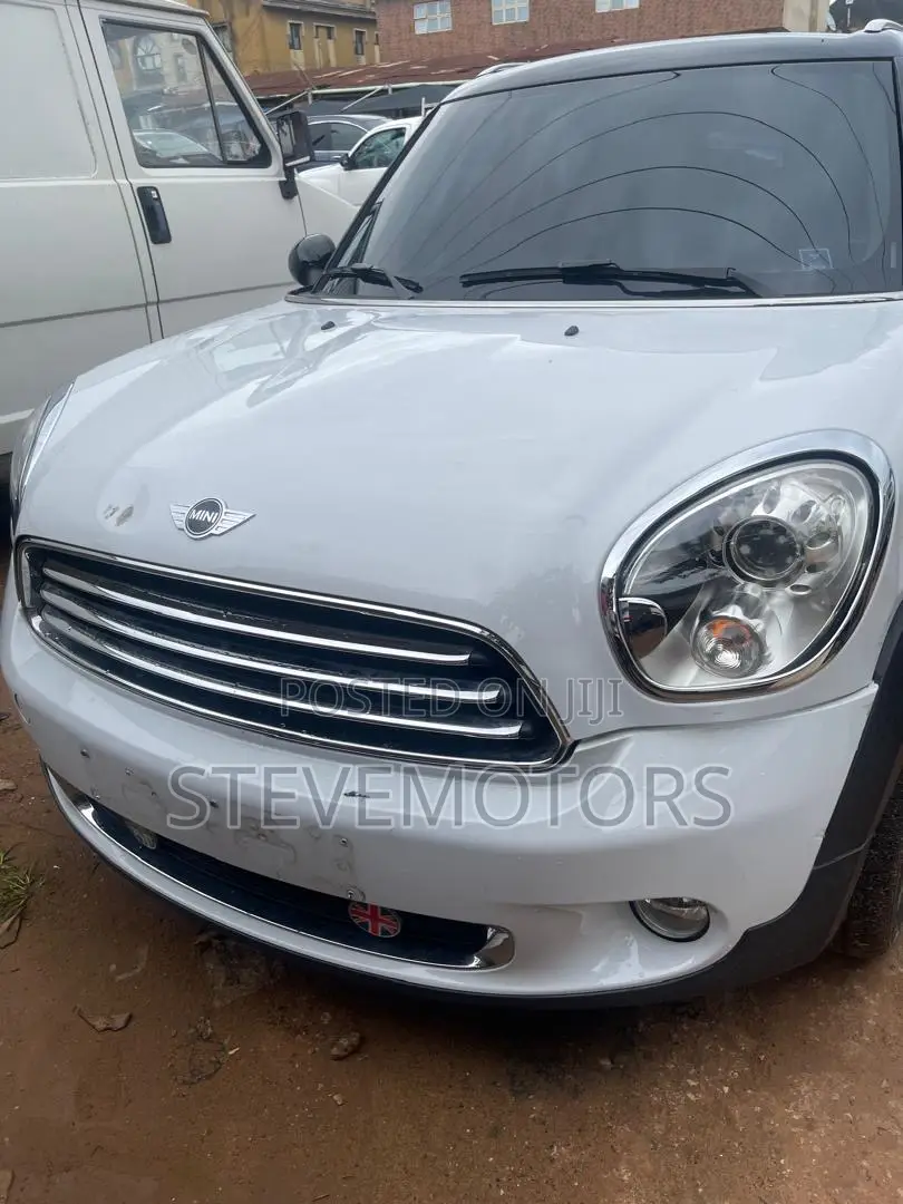 Mini Cooper 2013 White