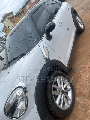 Mini Cooper 2013 White