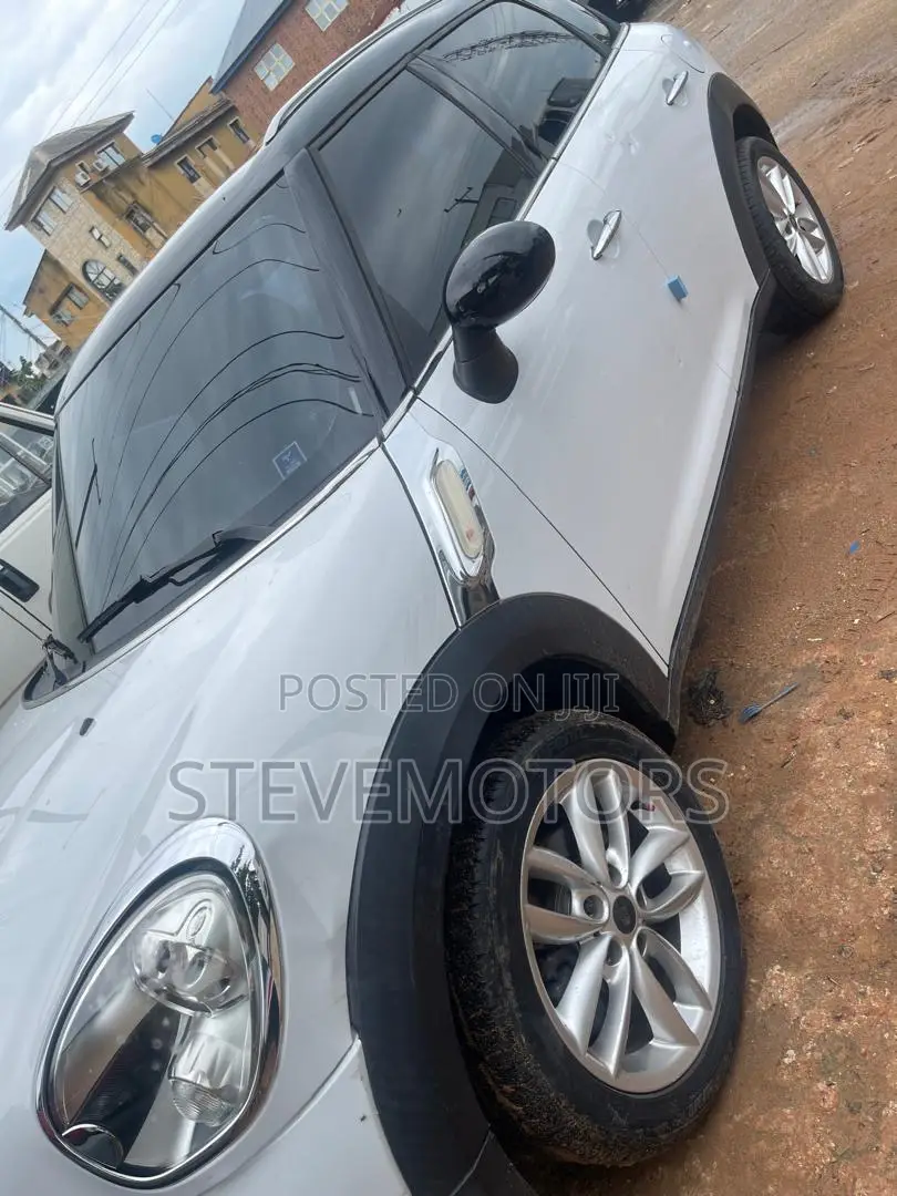 Mini Cooper 2013 White