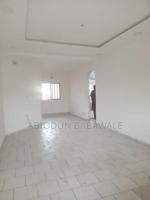 2bdrm Block of Flats in Wuse 2 Abuja for rent