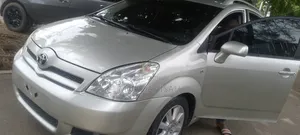 Toyota Verso 2009 Silver