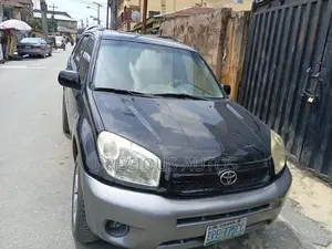 Toyota RAV4 2004 Black