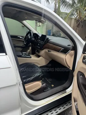 Mercedes-Benz GLE-Class 2017 White
