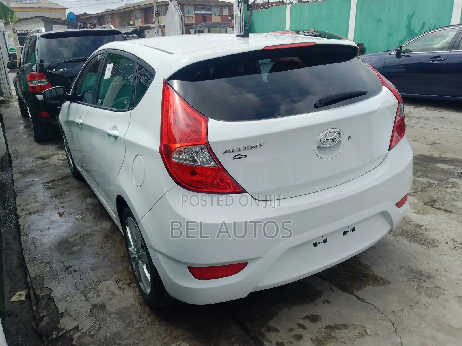 Hyundai Accent SE 2013 White