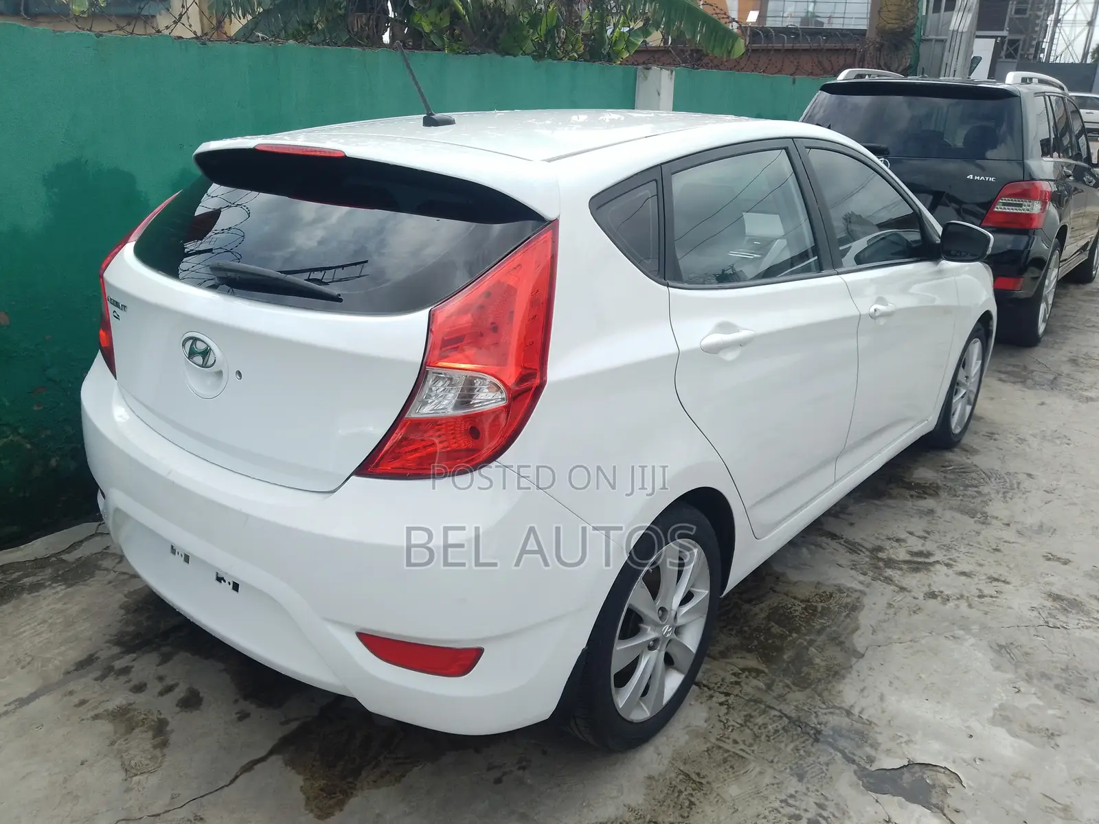 Hyundai Accent SE 2013 White