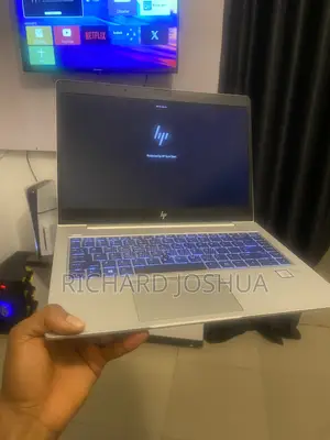 Laptop HP EliteBook 840 G5 8GB Intel Core i5 SSHD (Hybrid) 256GB