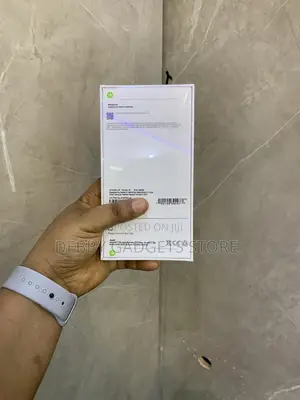 New Apple iPhone 16 128 GB Pink