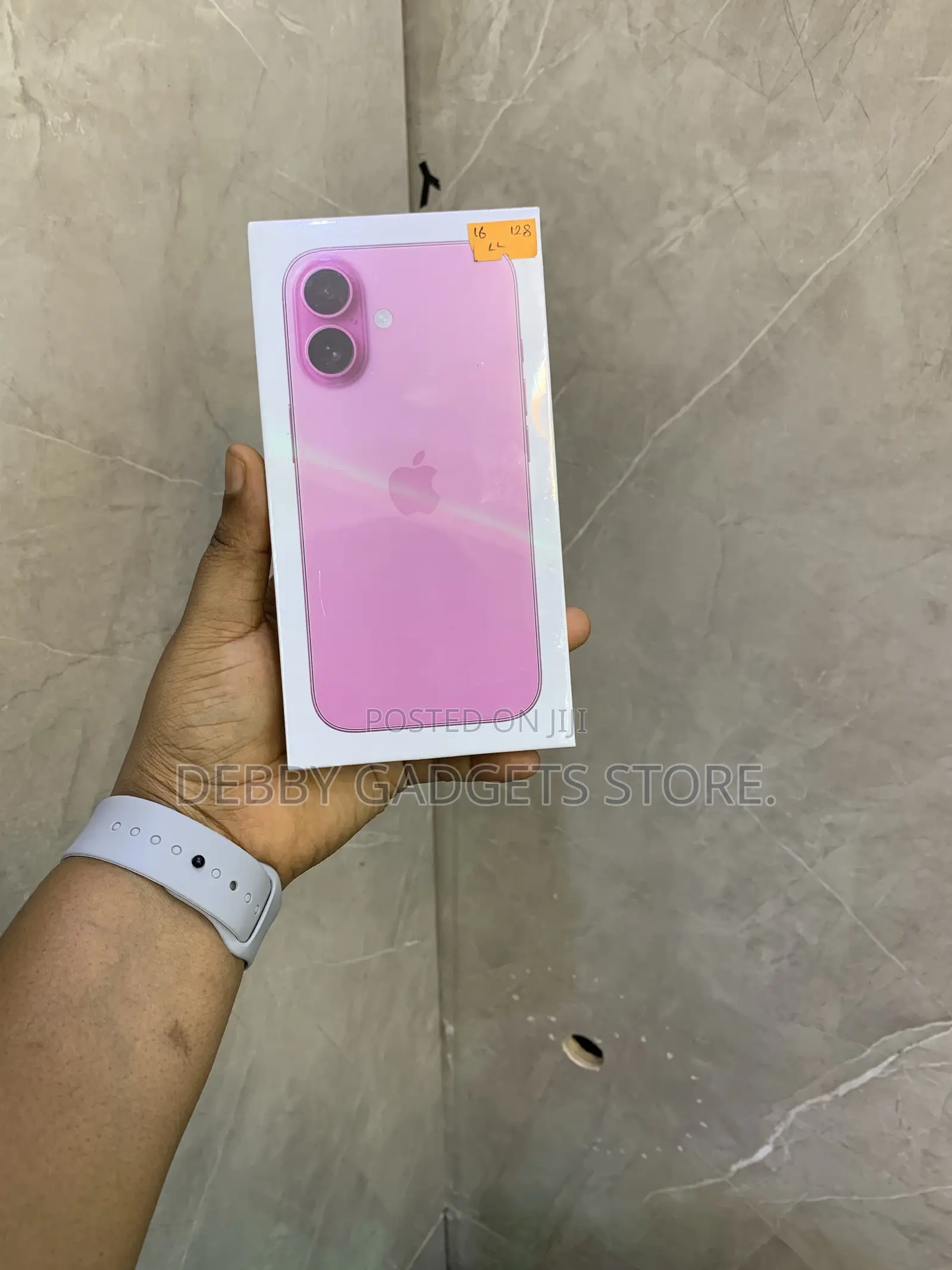 New Apple iPhone 16 128 GB Pink