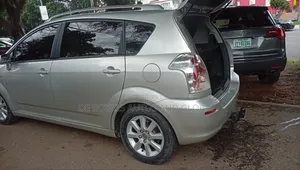 Toyota Corolla 2009 Silver
