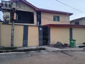 3bdrm Block of Flats in Good Location, Ajayi Road for sale