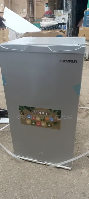 Skyrun Table Top Fridge 90litres