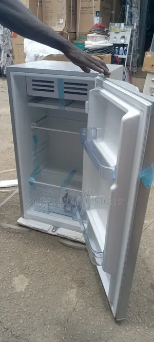 Skyrun Table Top Fridge 90litres