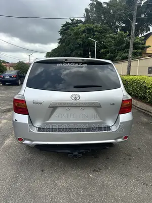 Toyota Highlander 2008 Silver