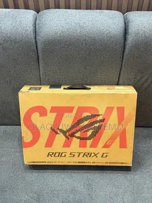 New Laptop Asus ROG Strix G16 32GB Intel Core Ultra 9 SSD 1T
