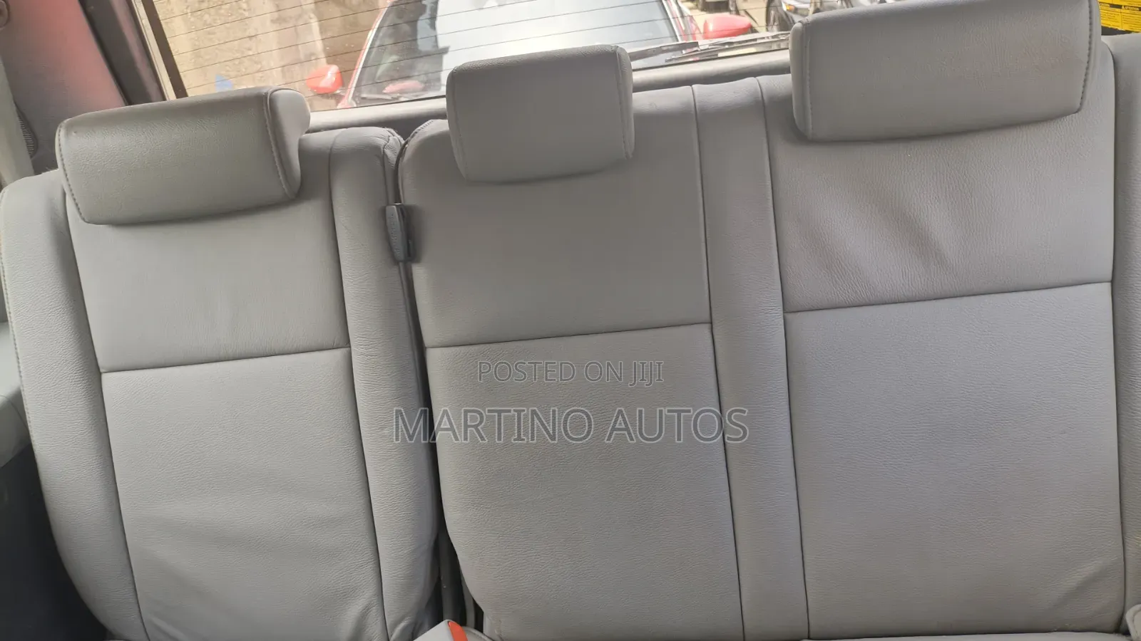 Toyota Sequoia 2010 Silver