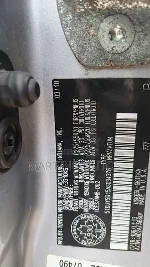 Toyota Sequoia 2010 Silver