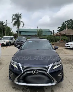 Lexus ES 2018 Blue