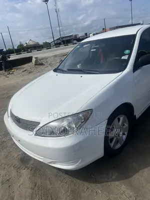 Toyota Camry LE 4dr Sedan (2.4L 4cyl 4A) 2004 White