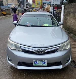 Toyota Camry 2014 Silver