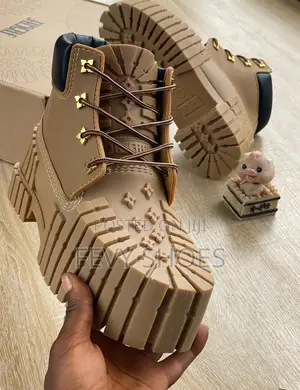 Giant Timberland for Men With Calibers