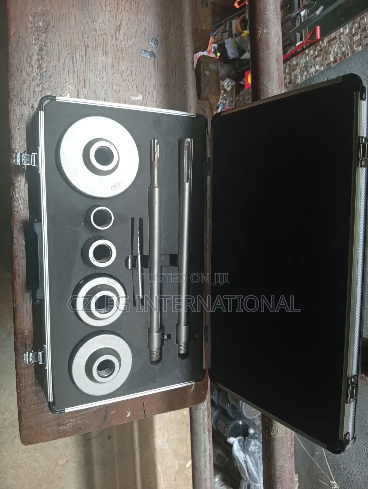 9pc Concrete Hole Saw Set