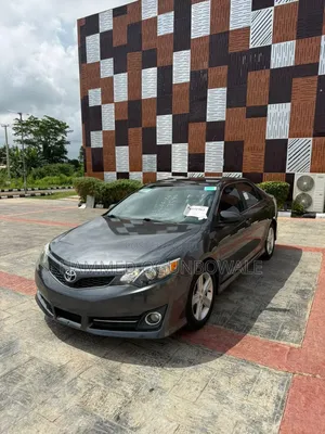 Toyota Camry 2012 Gray