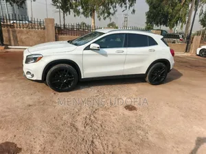 Mercedes-Benz GLA-Class 2019 White