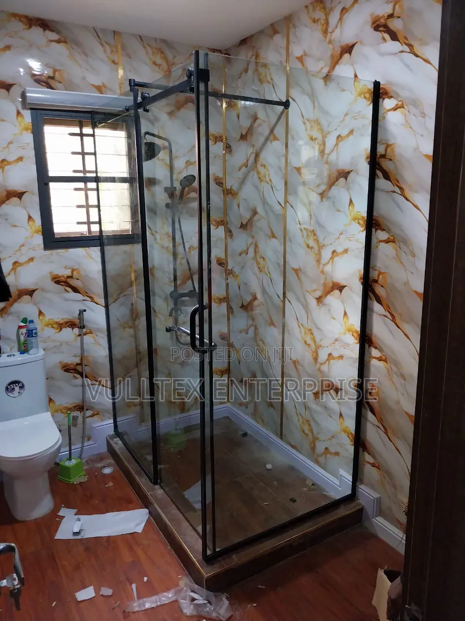 Glass L-Shape Cubicle