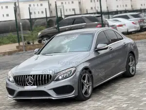 Mercedes-Benz C400 4Matic AWD Sedan (3.0L V6 7A) 2015 Gray