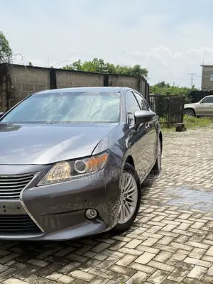 Lexus ES 350 FWD 2013 Gray