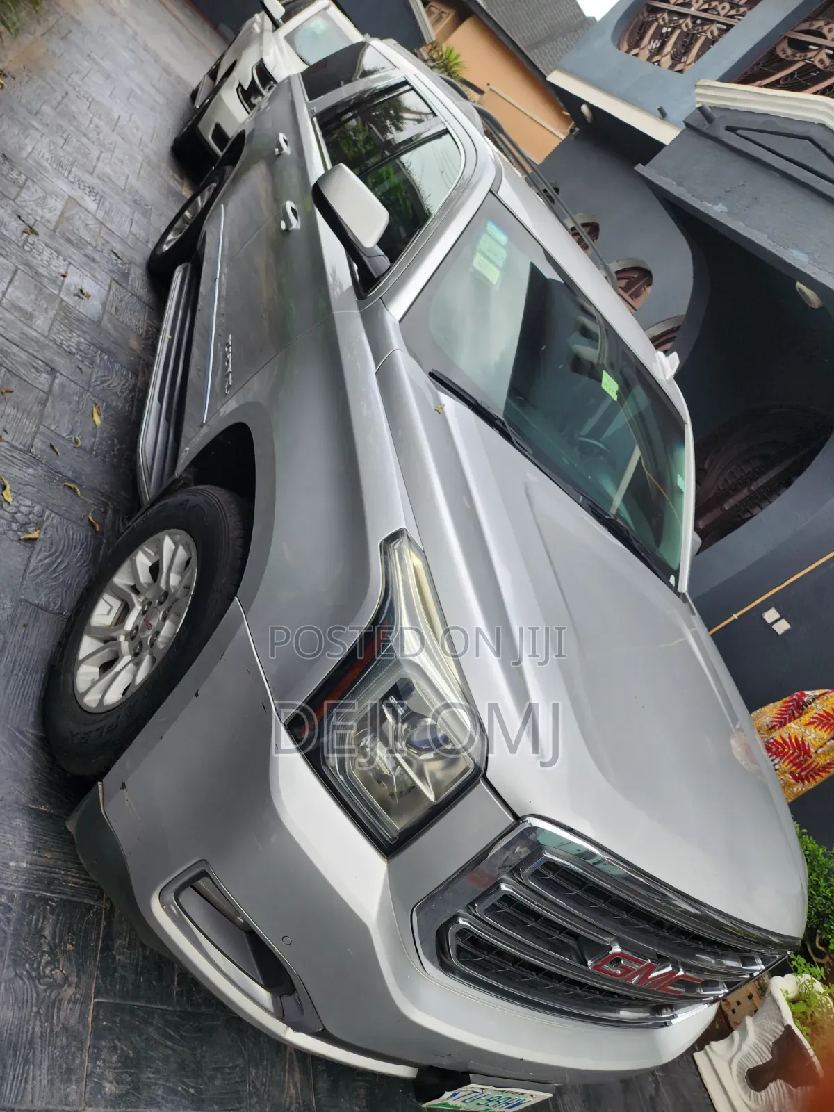 GMC Yukon 2015 Silver