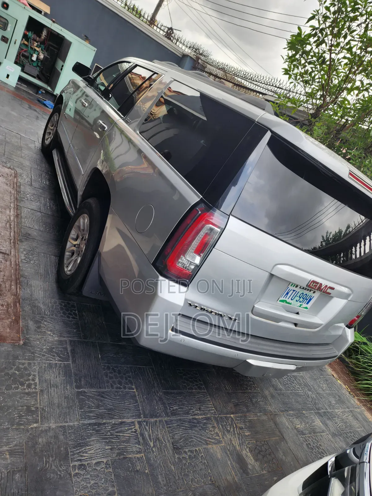 GMC Yukon 2015 Silver