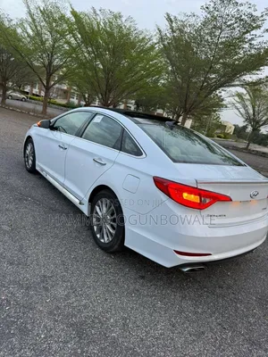 Hyundai Sonata SE 4dr Sedan (2.4L 4cyl 6A) 2015 White