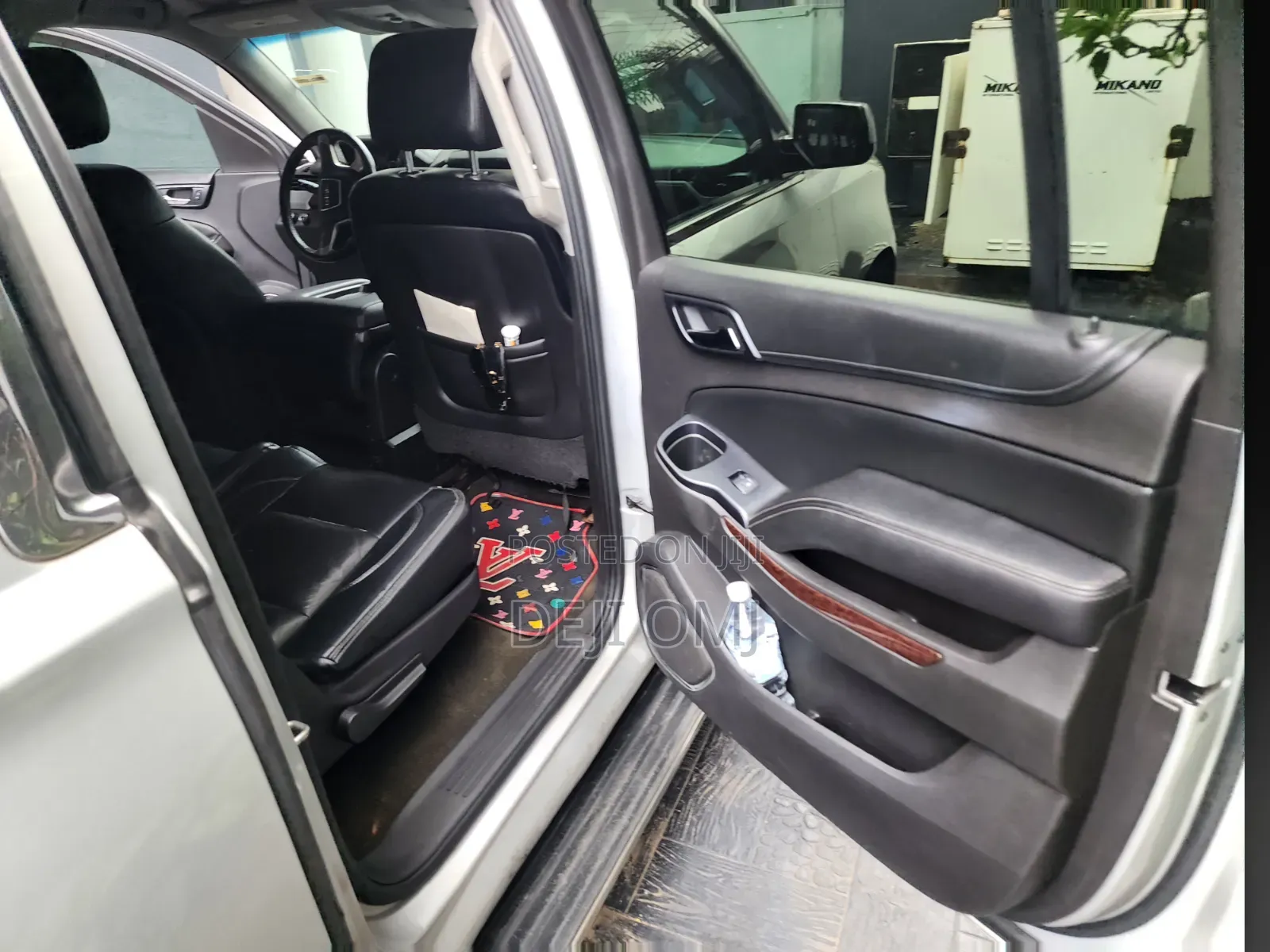GMC Yukon 2015 Silver