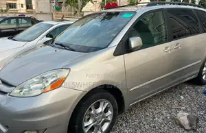 Toyota Sienna XLE Limited AWD 2006 Gray