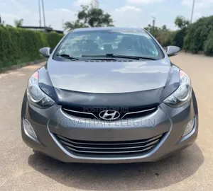 Hyundai Elantra Limited Sedan FWD (1.8L 4cyl 6A) 2013 Gray