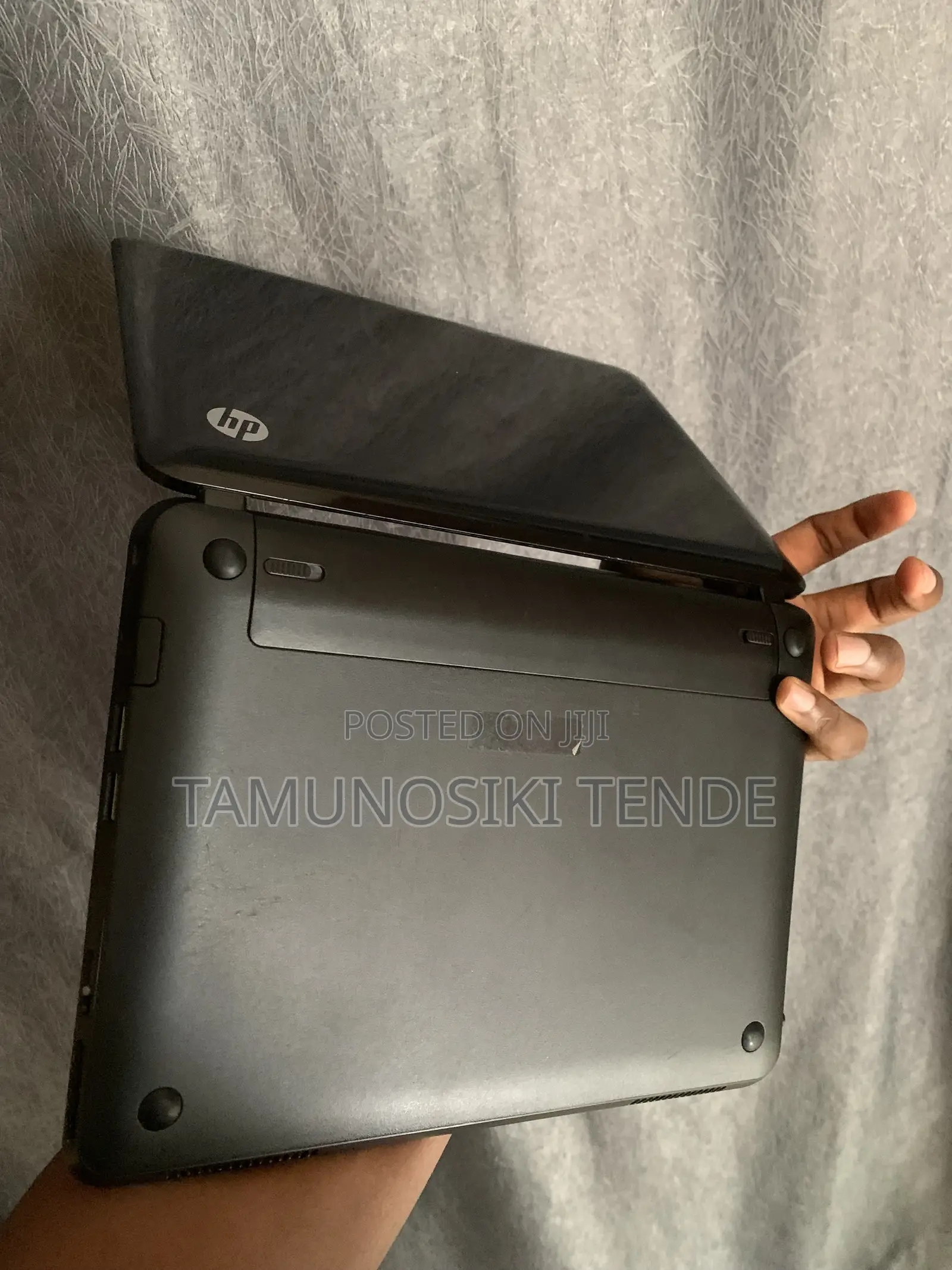Laptop HP 2GB Intel Atom HDD 160GB