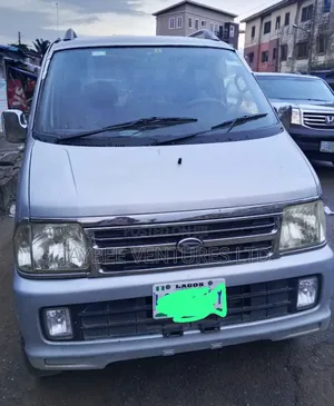 Daihatsu Hijet 2000 Silver